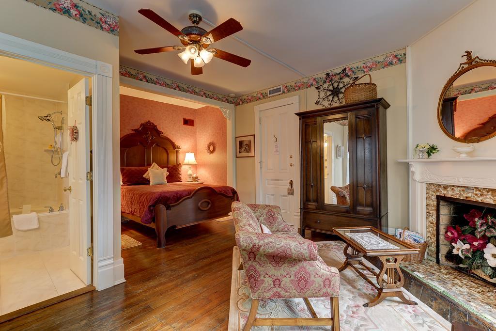 ווילמינגטון C.W. Worth House Bed And Breakfast חדר תמונה
